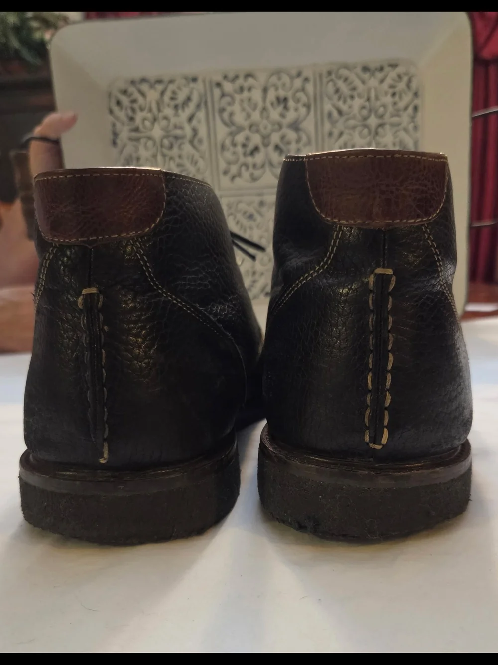 Johnston & Murphy Black Leather Lace-Up Chukka Boots